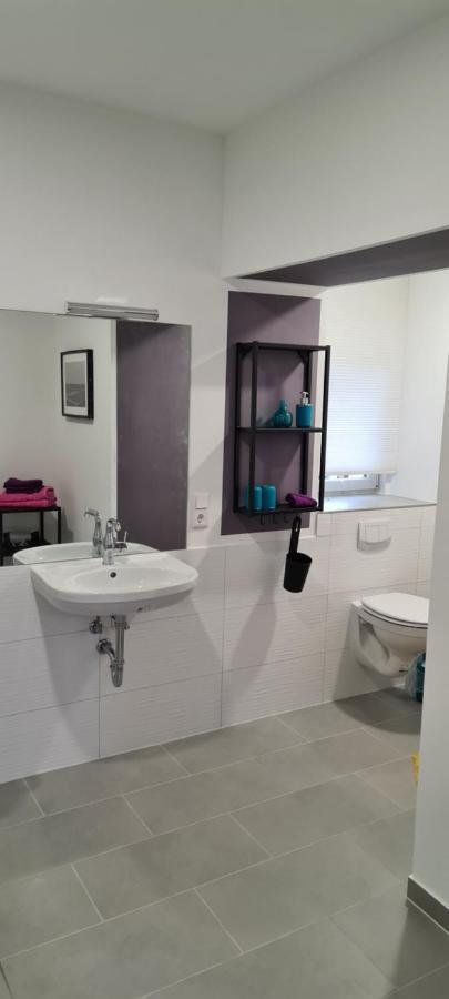 Appartement Lavendel, Ferienwohnung Mit Eigenem Eingang Wie Ein Kleines Haus Бад-Зальцуфлен Экстерьер фото
