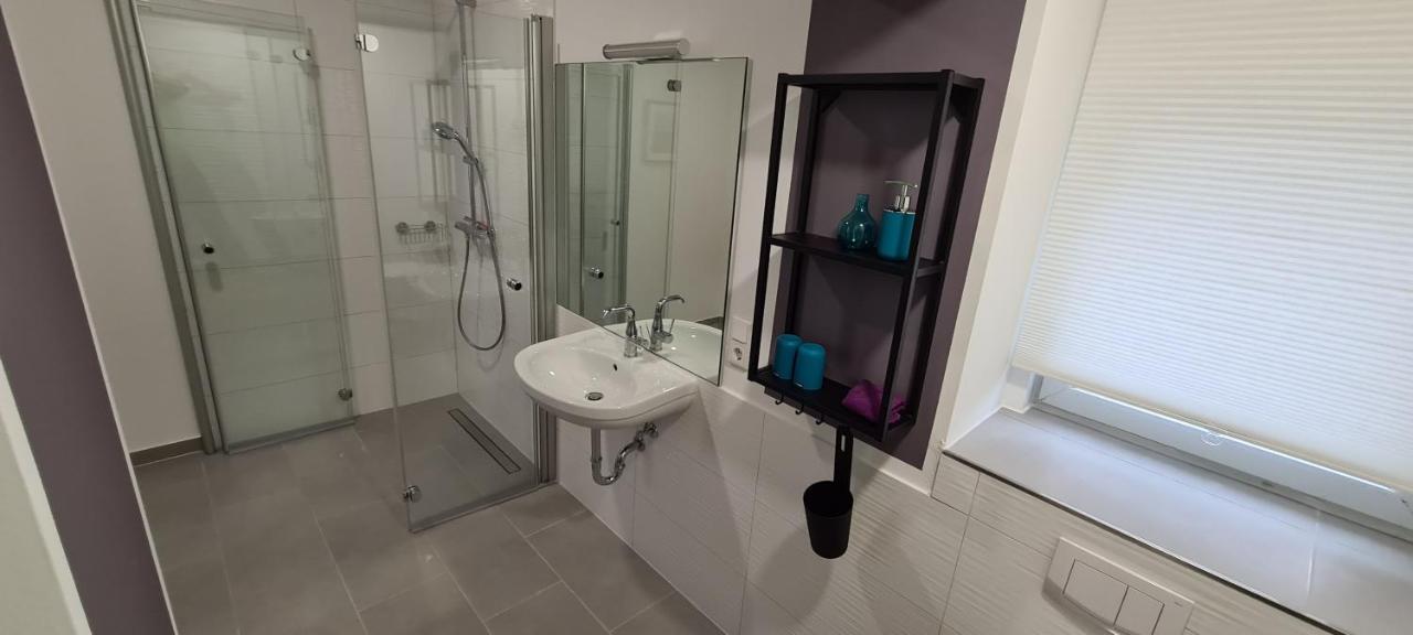 Appartement Lavendel, Ferienwohnung Mit Eigenem Eingang Wie Ein Kleines Haus Бад-Зальцуфлен Экстерьер фото
